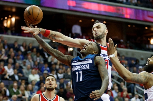 愛(ài)德華茲火力全開(kāi)，森林狼120-106斬奇才