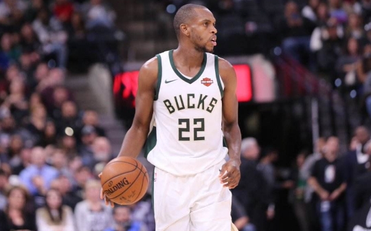 雄鹿奇才重磅交易：米德?tīng)栴D與庫茲馬互換東家